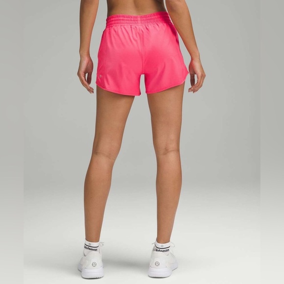 C - Lululemon Hotty Hot High-Rise Lined Short 4"
Lip Gloss - Picture 2 of 7